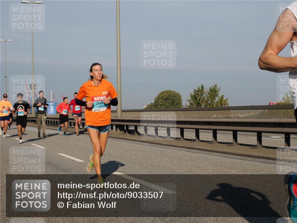 03.10.2025 - Köhlbrandbrückenlauf Fabian Wolf http://msf.ph/oto/9033507 03.10.2025 09:47:31 Position 3 3, 2849 meine-sportfotos.de