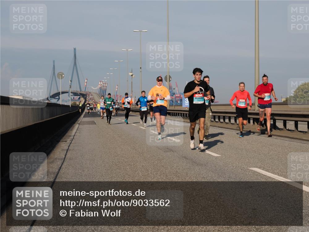 03.10.2025 - Köhlbrandbrückenlauf Fabian Wolf http://msf.ph/oto/9033562 03.10.2025 09:47:33 Position 3  meine-sportfotos.de