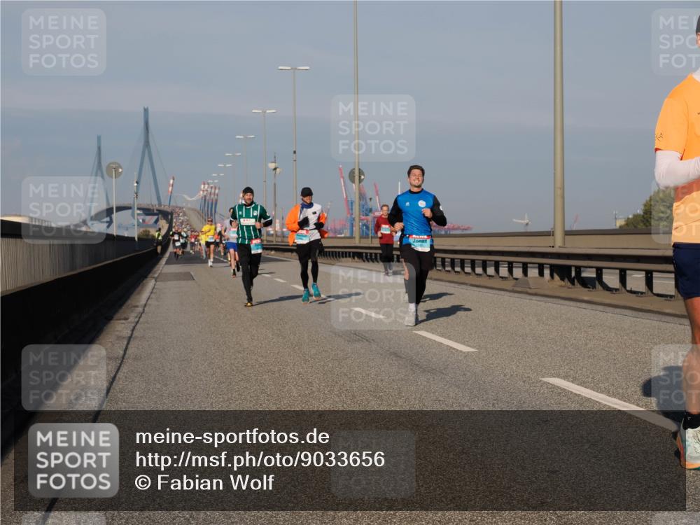 03.10.2025 - Köhlbrandbrückenlauf Fabian Wolf http://msf.ph/oto/9033656 03.10.2025 09:47:38 Position 3  meine-sportfotos.de