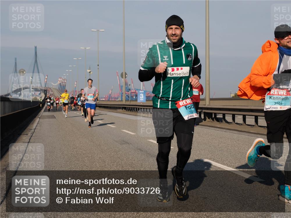 03.10.2025 - Köhlbrandbrückenlauf Fabian Wolf http://msf.ph/oto/9033726 03.10.2025 09:47:43 Position 3 1526, 3164 meine-sportfotos.de