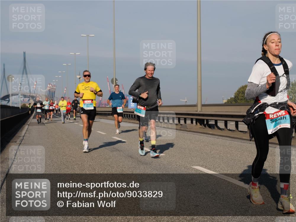 03.10.2025 - Köhlbrandbrückenlauf Fabian Wolf http://msf.ph/oto/9033829 03.10.2025 09:47:50 Position 3 3813, 3165 meine-sportfotos.de