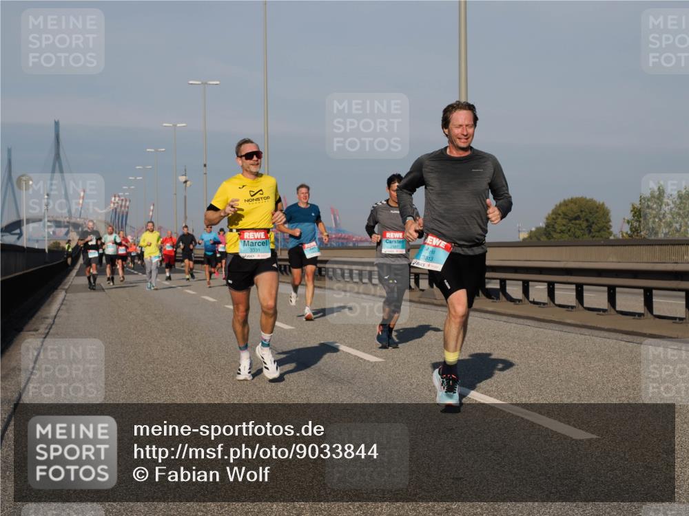 03.10.2025 - Köhlbrandbrückenlauf Fabian Wolf http://msf.ph/oto/9033844 03.10.2025 09:47:51 Position 3 3331, 3813 meine-sportfotos.de