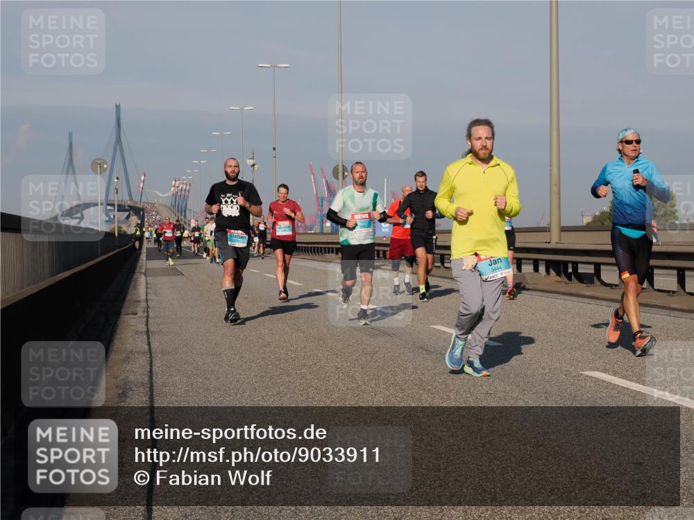 03.10.2025 - Köhlbrandbrückenlauf Fabian Wolf http://msf.ph/oto/9033911 03.10.2025 09:48:00 Position 3 2791, 3444 meine-sportfotos.de
