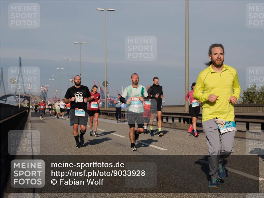 03.10.2025 - Köhlbrandbrückenlauf Fabian Wolf http://msf.ph/oto/9033928 03.10.2025 09:48:01 Position 3 3444 meine-sportfotos.de