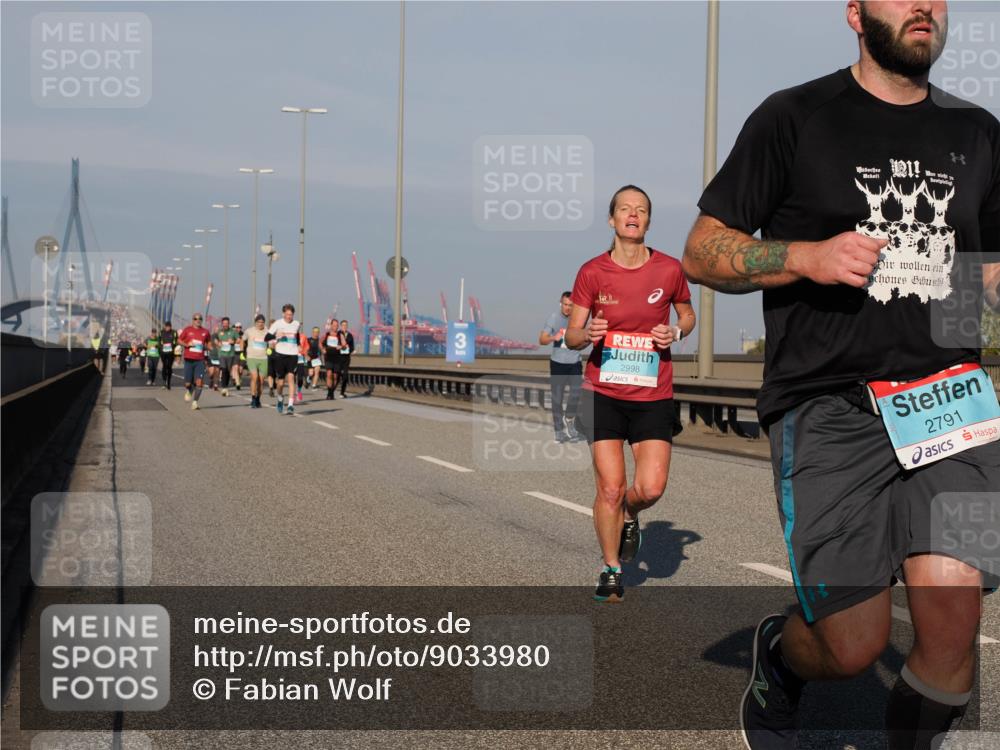 03.10.2025 - Köhlbrandbrückenlauf Fabian Wolf http://msf.ph/oto/9033980 03.10.2025 09:48:05 Position 3 2998, 2791 meine-sportfotos.de