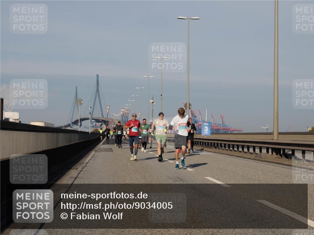 03.10.2025 - Köhlbrandbrückenlauf Fabian Wolf http://msf.ph/oto/9034005 03.10.2025 09:48:09 Position 3  meine-sportfotos.de