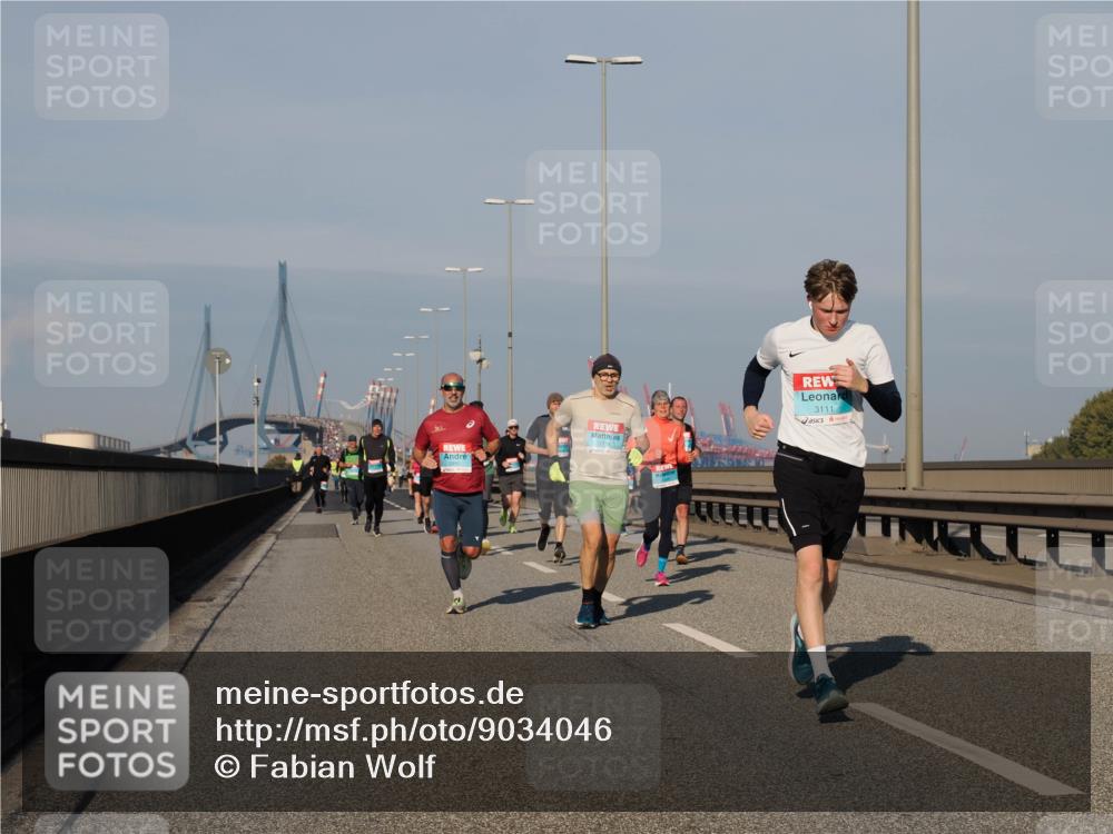 03.10.2025 - Köhlbrandbrückenlauf Fabian Wolf http://msf.ph/oto/9034046 03.10.2025 09:48:12 Position 3 1776, 3111 meine-sportfotos.de