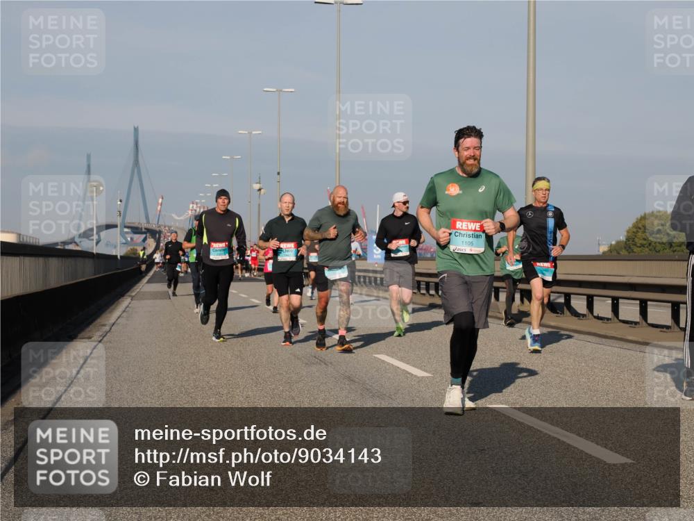 03.10.2025 - Köhlbrandbrückenlauf Fabian Wolf http://msf.ph/oto/9034143 03.10.2025 09:48:19 Position 3 1105 meine-sportfotos.de