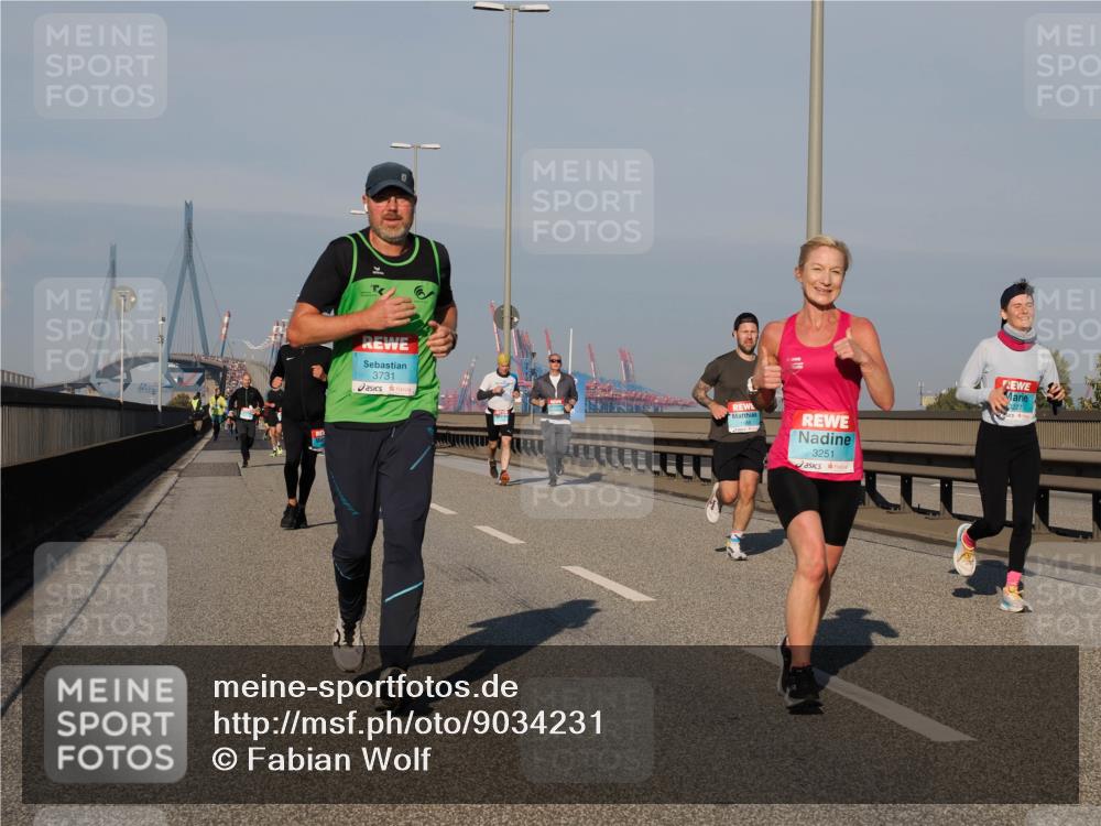 03.10.2025 - Köhlbrandbrückenlauf Fabian Wolf http://msf.ph/oto/9034231 03.10.2025 09:48:25 Position 3 3731, 3251, 3227 meine-sportfotos.de