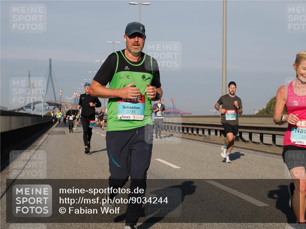 03.10.2025 - Köhlbrandbrückenlauf Fabian Wolf http://msf.ph/oto/9034244 03.10.2025 09:48:26 Position 3 3731, 325 meine-sportfotos.de