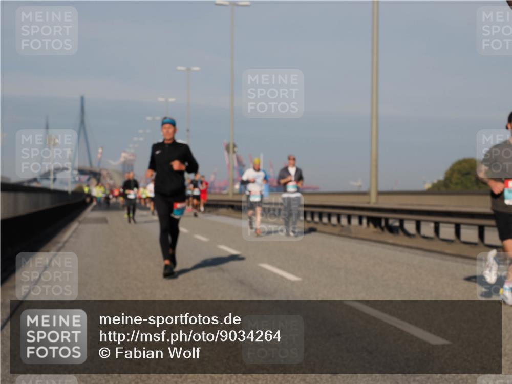 03.10.2025 - Köhlbrandbrückenlauf Fabian Wolf http://msf.ph/oto/9034264 03.10.2025 09:48:27 Position 3  meine-sportfotos.de
