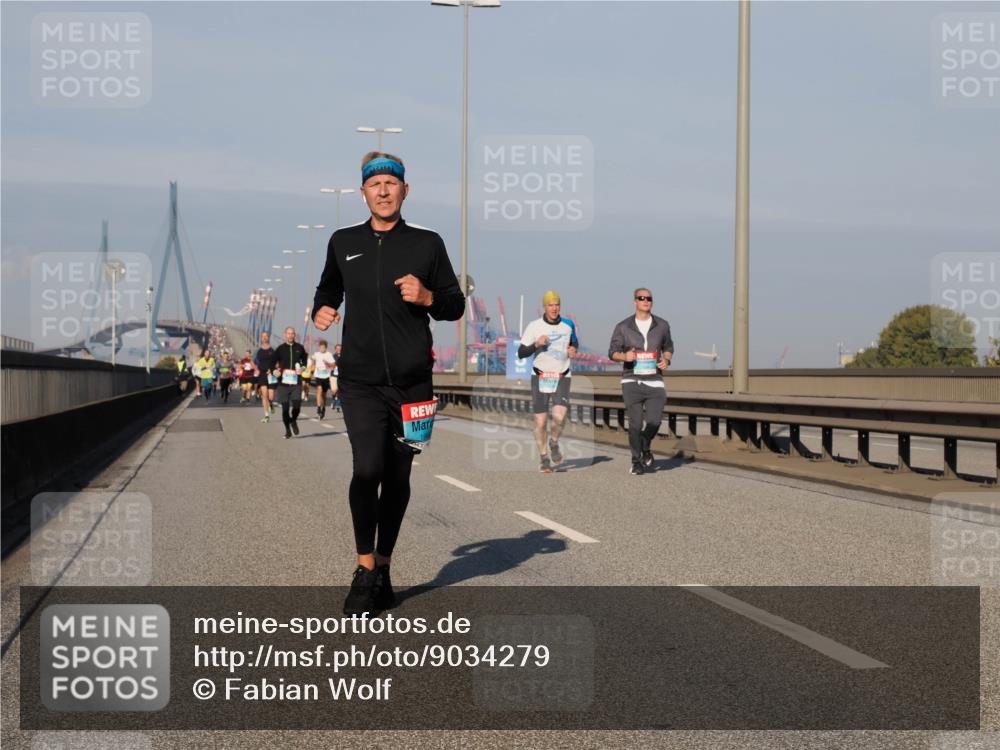 03.10.2025 - Köhlbrandbrückenlauf Fabian Wolf http://msf.ph/oto/9034279 03.10.2025 09:48:29 Position 3  meine-sportfotos.de