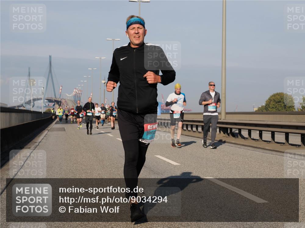 03.10.2025 - Köhlbrandbrückenlauf Fabian Wolf http://msf.ph/oto/9034294 03.10.2025 09:48:29 Position 3  meine-sportfotos.de