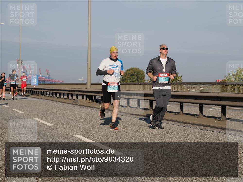 03.10.2025 - Köhlbrandbrückenlauf Fabian Wolf http://msf.ph/oto/9034320 03.10.2025 09:48:32 Position 3 41, 3, 1116, 1334 meine-sportfotos.de