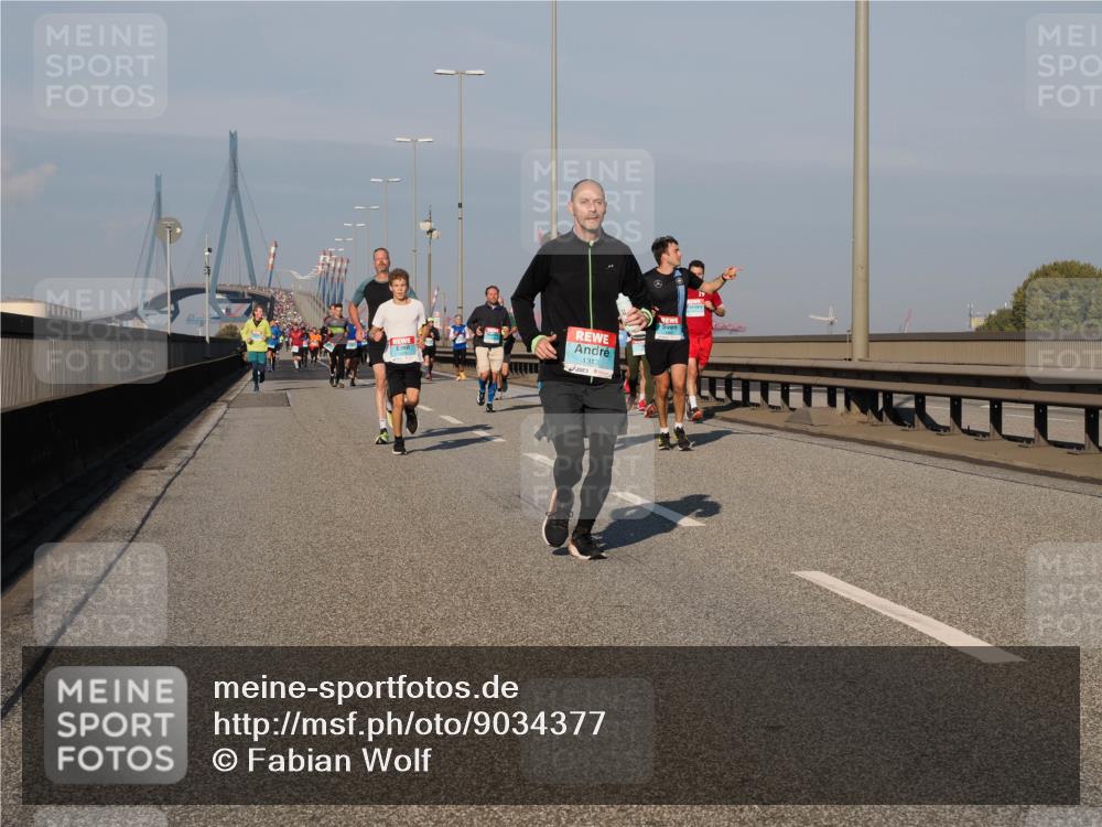 03.10.2025 - Köhlbrandbrückenlauf Fabian Wolf http://msf.ph/oto/9034377 03.10.2025 09:48:36 Position 3 1313 meine-sportfotos.de