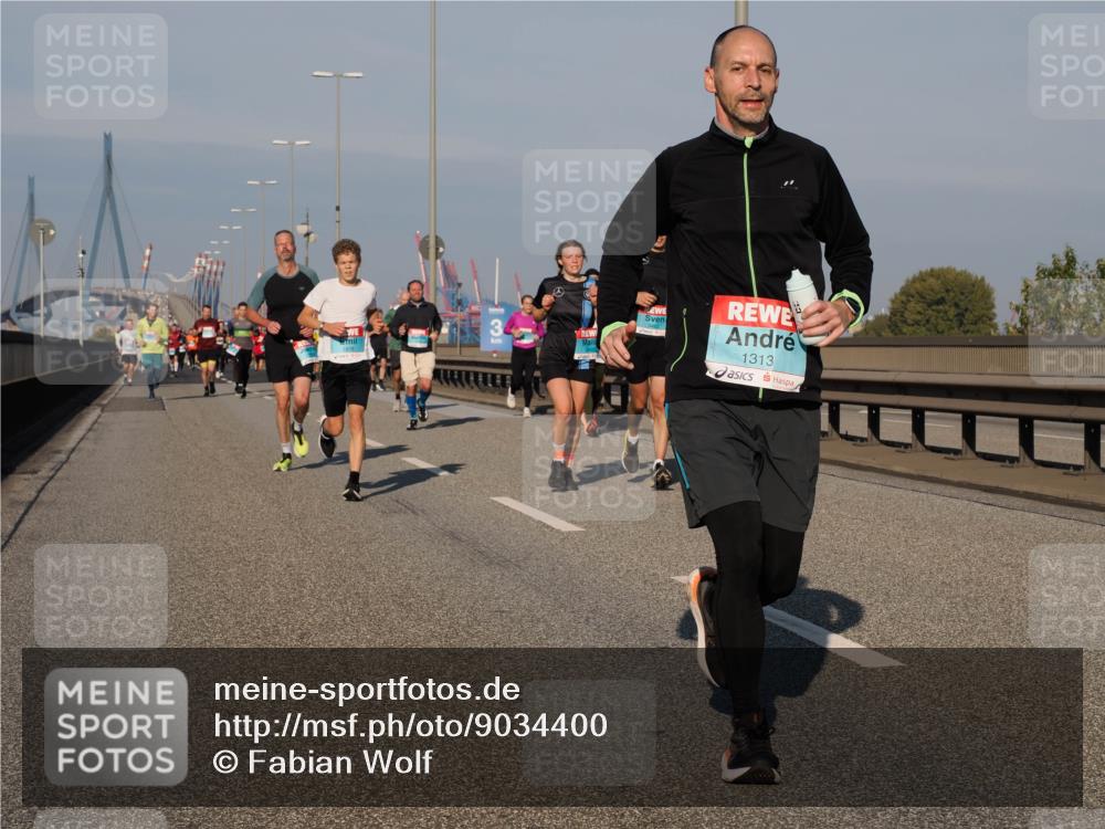 03.10.2025 - Köhlbrandbrückenlauf Fabian Wolf http://msf.ph/oto/9034400 03.10.2025 09:48:37 Position 3 49, 1313 meine-sportfotos.de