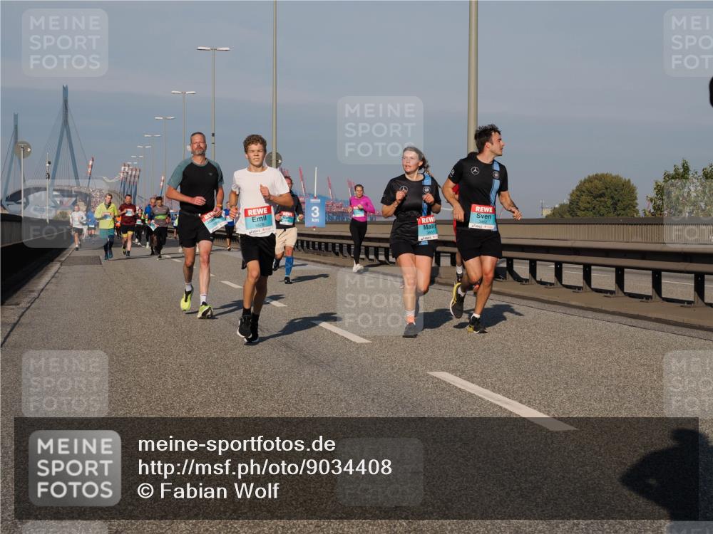 03.10.2025 - Köhlbrandbrückenlauf Fabian Wolf http://msf.ph/oto/9034408 03.10.2025 09:48:38 Position 3 3, 3465 meine-sportfotos.de