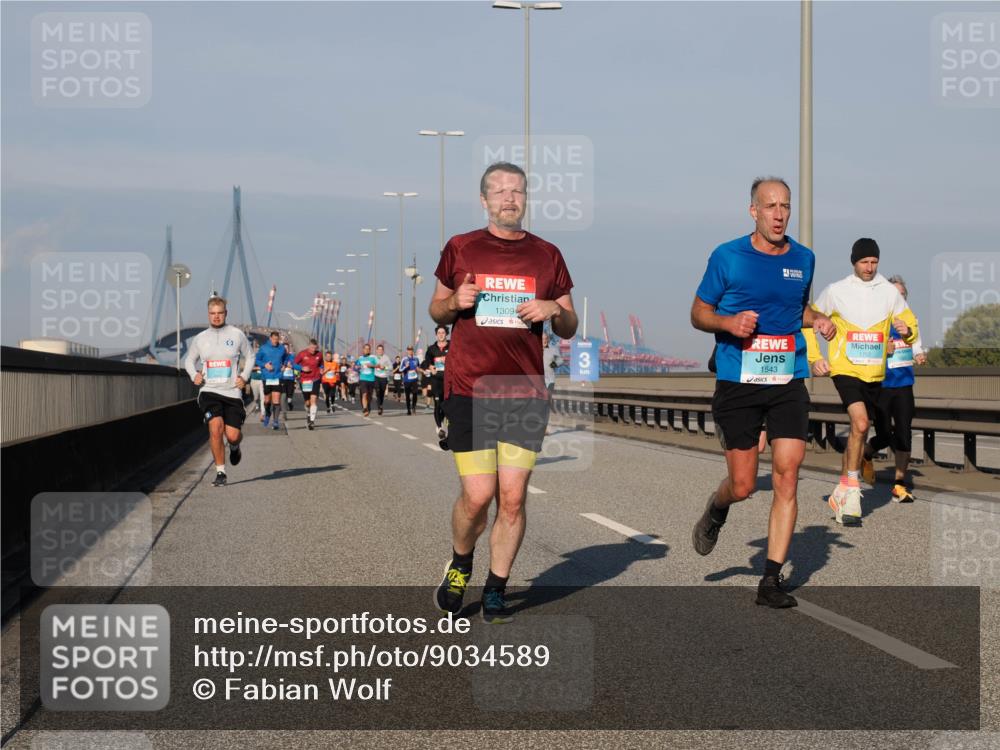 03.10.2025 - Köhlbrandbrückenlauf Fabian Wolf http://msf.ph/oto/9034589 03.10.2025 09:48:51 Position 3 1309, 1543 meine-sportfotos.de