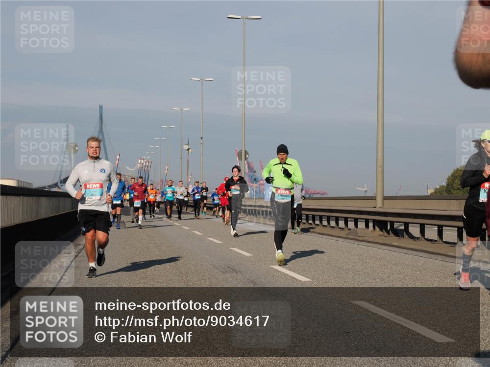 03.10.2025 - Köhlbrandbrückenlauf Fabian Wolf http://msf.ph/oto/9034617 03.10.2025 09:48:53 Position 3  meine-sportfotos.de