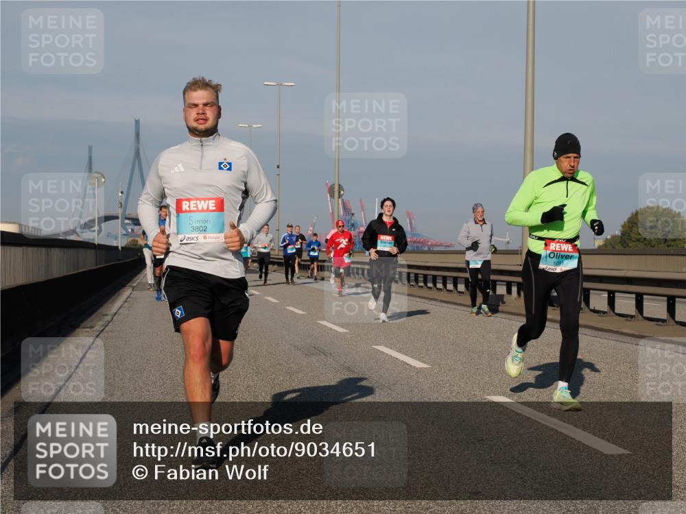 03.10.2025 - Köhlbrandbrückenlauf Fabian Wolf http://msf.ph/oto/9034651 03.10.2025 09:48:55 Position 3 3802, 1091 meine-sportfotos.de