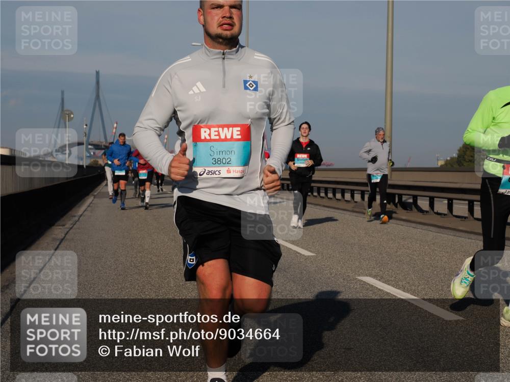 03.10.2025 - Köhlbrandbrückenlauf Fabian Wolf http://msf.ph/oto/9034664 03.10.2025 09:48:56 Position 3 3802 meine-sportfotos.de