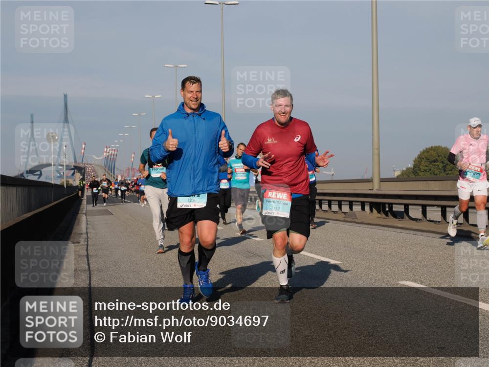 03.10.2025 - Köhlbrandbrückenlauf Fabian Wolf http://msf.ph/oto/9034697 03.10.2025 09:49:02 Position 3 1236, 3117 meine-sportfotos.de