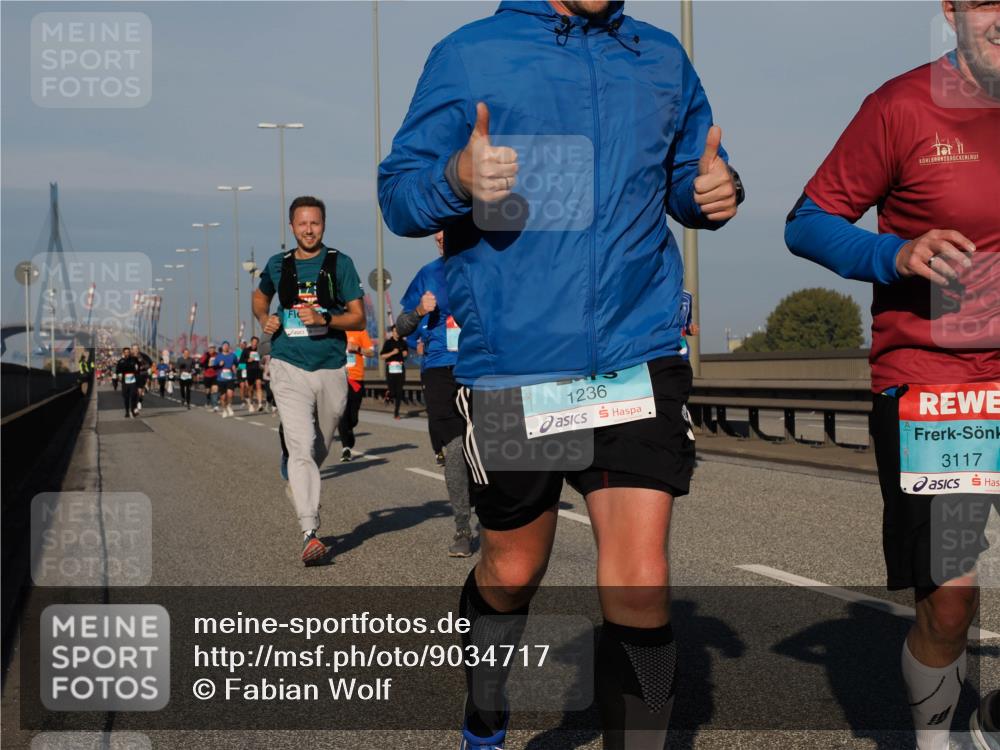 03.10.2025 - Köhlbrandbrückenlauf Fabian Wolf http://msf.ph/oto/9034717 03.10.2025 09:49:03 Position 3 1236, 3117 meine-sportfotos.de