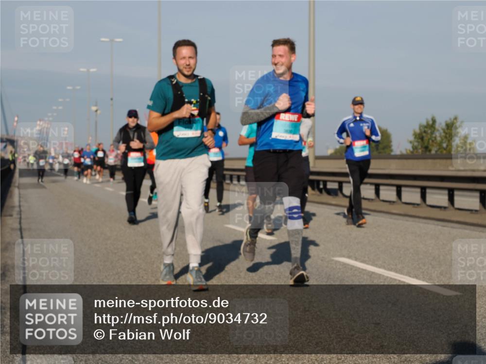 03.10.2025 - Köhlbrandbrückenlauf Fabian Wolf http://msf.ph/oto/9034732 03.10.2025 09:49:04 Position 3  meine-sportfotos.de