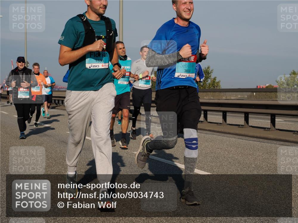 03.10.2025 - Köhlbrandbrückenlauf Fabian Wolf http://msf.ph/oto/9034743 03.10.2025 09:49:05 Position 3 1457, 1533, 1141, 3830 meine-sportfotos.de