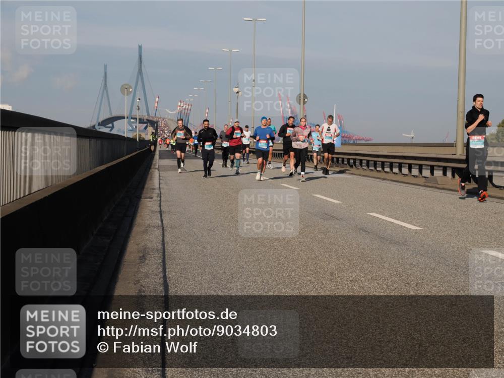 03.10.2025 - Köhlbrandbrückenlauf Fabian Wolf http://msf.ph/oto/9034803 03.10.2025 09:49:09 Position 3  meine-sportfotos.de