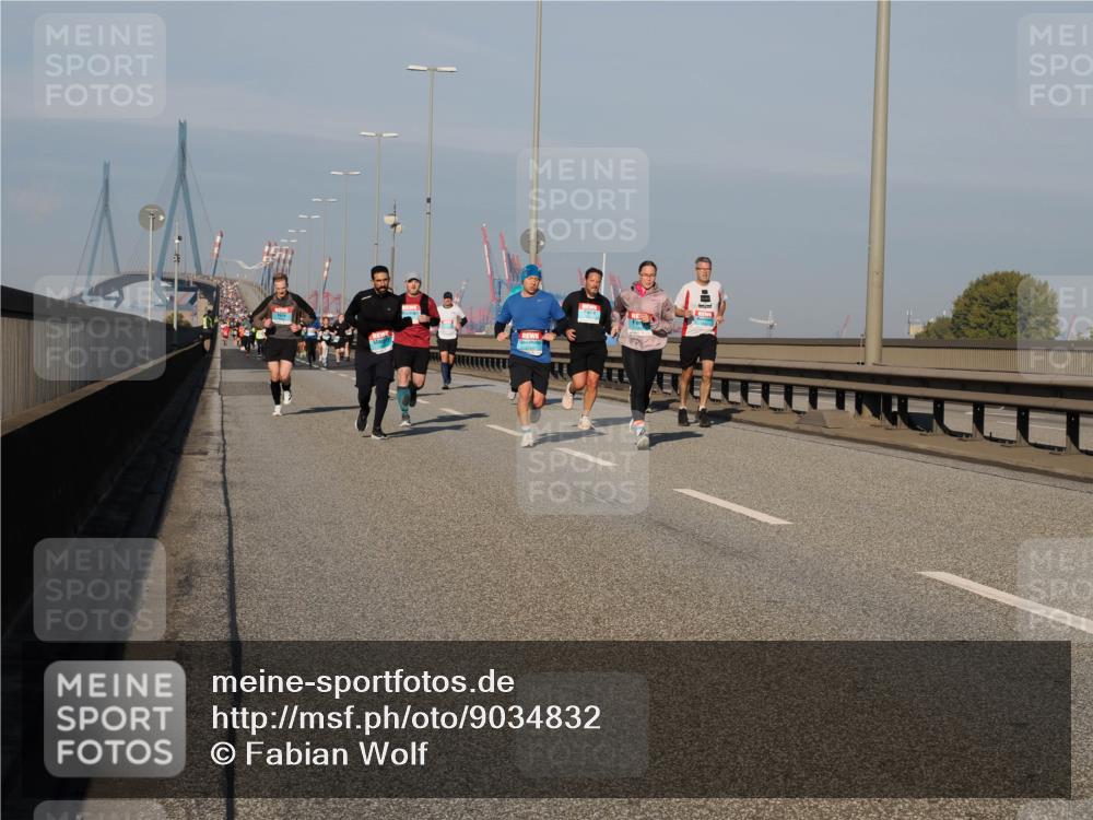 03.10.2025 - Köhlbrandbrückenlauf Fabian Wolf http://msf.ph/oto/9034832 03.10.2025 09:49:12 Position 3  meine-sportfotos.de