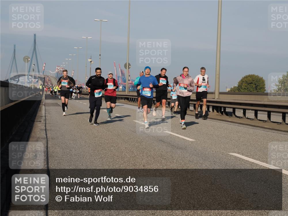 03.10.2025 - Köhlbrandbrückenlauf Fabian Wolf http://msf.ph/oto/9034856 03.10.2025 09:49:13 Position 3 2798 meine-sportfotos.de