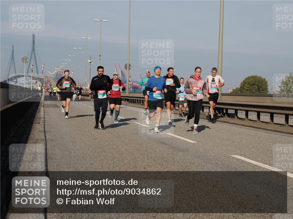 03.10.2025 - Köhlbrandbrückenlauf Fabian Wolf http://msf.ph/oto/9034862 03.10.2025 09:49:14 Position 3  meine-sportfotos.de
