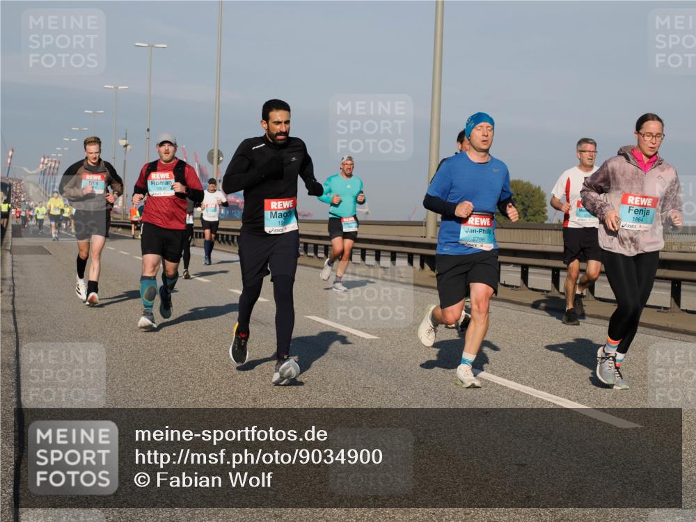 03.10.2025 - Köhlbrandbrückenlauf Fabian Wolf http://msf.ph/oto/9034900 03.10.2025 09:49:16 Position 3 1931, 2798, 1864 meine-sportfotos.de