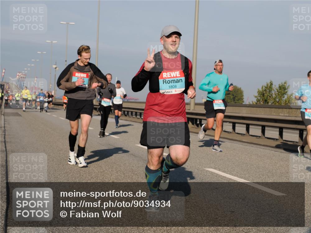 03.10.2025 - Köhlbrandbrückenlauf Fabian Wolf http://msf.ph/oto/9034934 03.10.2025 09:49:18 Position 3 1808 meine-sportfotos.de