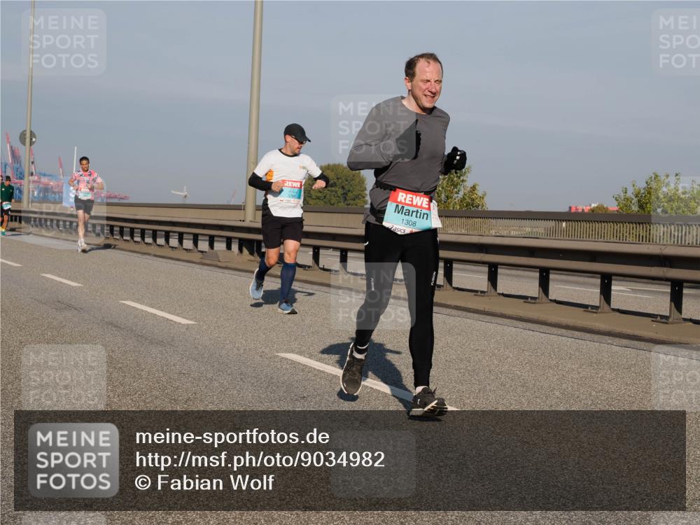 03.10.2025 - Köhlbrandbrückenlauf Fabian Wolf http://msf.ph/oto/9034982 03.10.2025 09:49:22 Position 3 3791, 1308 meine-sportfotos.de