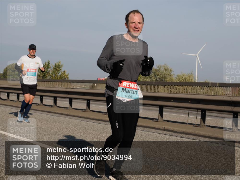 03.10.2025 - Köhlbrandbrückenlauf Fabian Wolf http://msf.ph/oto/9034994 03.10.2025 09:49:22 Position 3 3791, 1308 meine-sportfotos.de