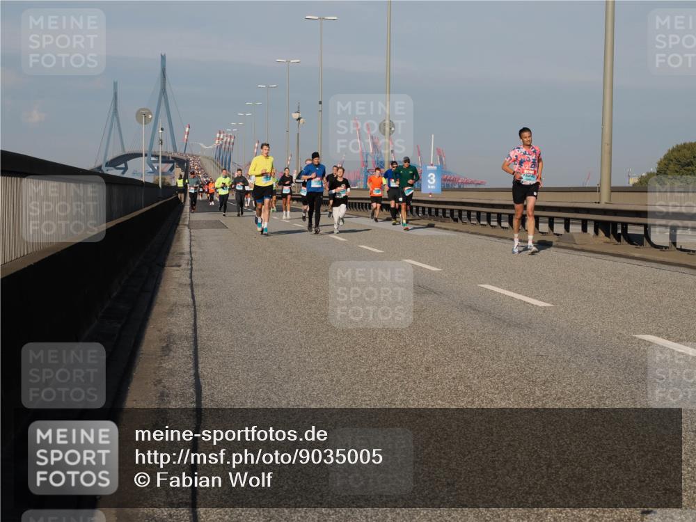 03.10.2025 - Köhlbrandbrückenlauf Fabian Wolf http://msf.ph/oto/9035005 03.10.2025 09:49:24 Position 3  meine-sportfotos.de
