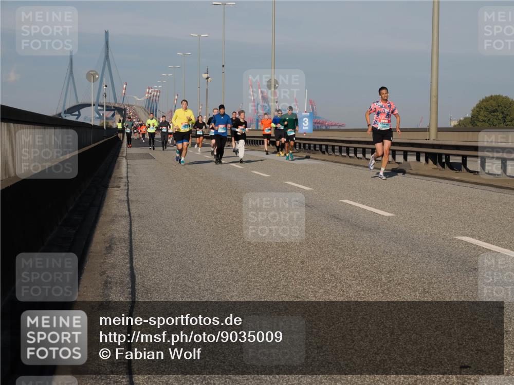 03.10.2025 - Köhlbrandbrückenlauf Fabian Wolf http://msf.ph/oto/9035009 03.10.2025 09:49:24 Position 3 3 meine-sportfotos.de