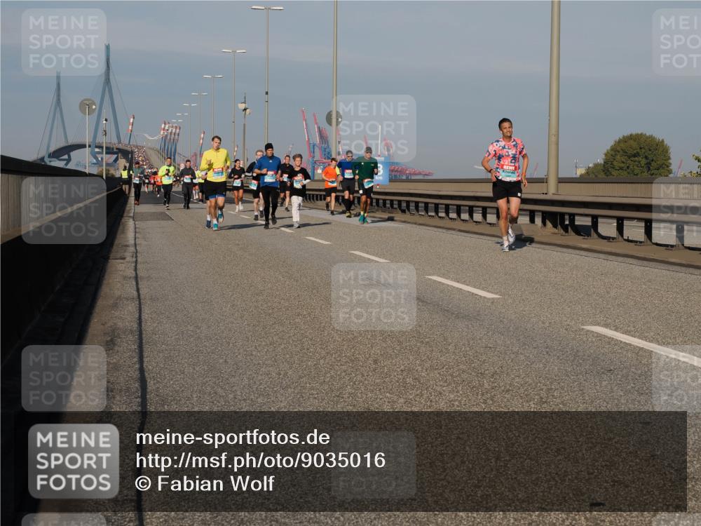 03.10.2025 - Köhlbrandbrückenlauf Fabian Wolf http://msf.ph/oto/9035016 03.10.2025 09:49:25 Position 3  meine-sportfotos.de