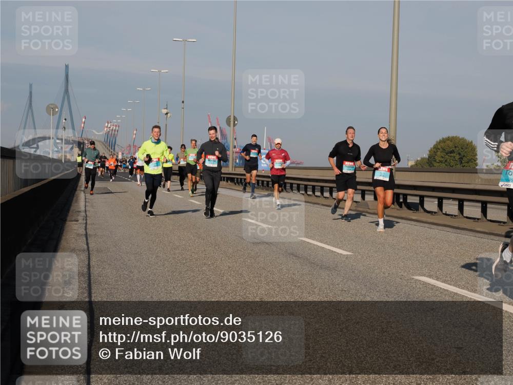 03.10.2025 - Köhlbrandbrückenlauf Fabian Wolf http://msf.ph/oto/9035126 03.10.2025 09:49:34 Position 3  meine-sportfotos.de