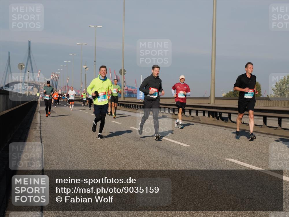 03.10.2025 - Köhlbrandbrückenlauf Fabian Wolf http://msf.ph/oto/9035159 03.10.2025 09:49:36 Position 3 1239 meine-sportfotos.de