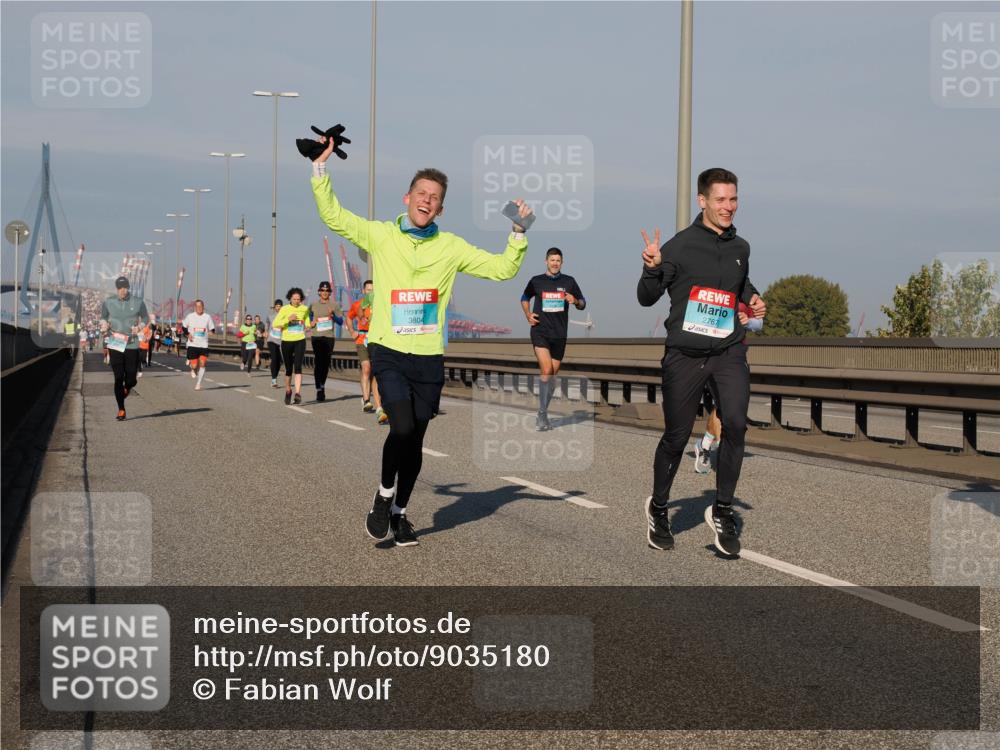 03.10.2025 - Köhlbrandbrückenlauf Fabian Wolf http://msf.ph/oto/9035180 03.10.2025 09:49:38 Position 3 3804, 2767 meine-sportfotos.de