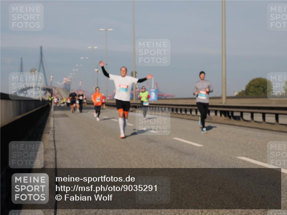 03.10.2025 - Köhlbrandbrückenlauf Fabian Wolf http://msf.ph/oto/9035291 03.10.2025 09:49:46 Position 3  meine-sportfotos.de