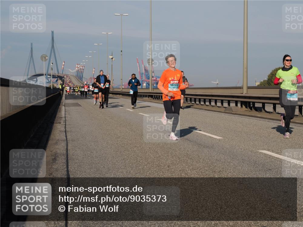 03.10.2025 - Köhlbrandbrückenlauf Fabian Wolf http://msf.ph/oto/9035373 03.10.2025 09:49:52 Position 3 1211, 2822 meine-sportfotos.de