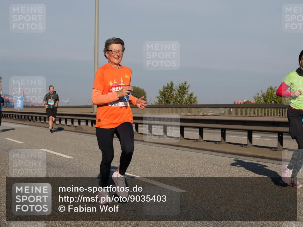 03.10.2025 - Köhlbrandbrückenlauf Fabian Wolf http://msf.ph/oto/9035403 03.10.2025 09:49:54 Position 3 3 meine-sportfotos.de