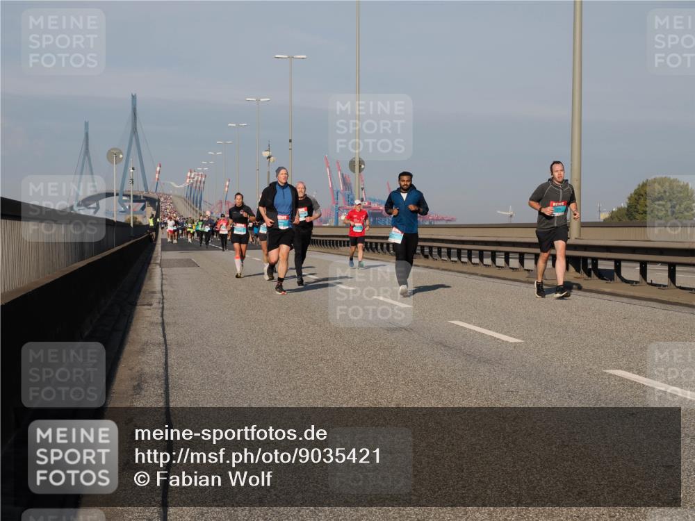 03.10.2025 - Köhlbrandbrückenlauf Fabian Wolf http://msf.ph/oto/9035421 03.10.2025 09:49:55 Position 3  meine-sportfotos.de