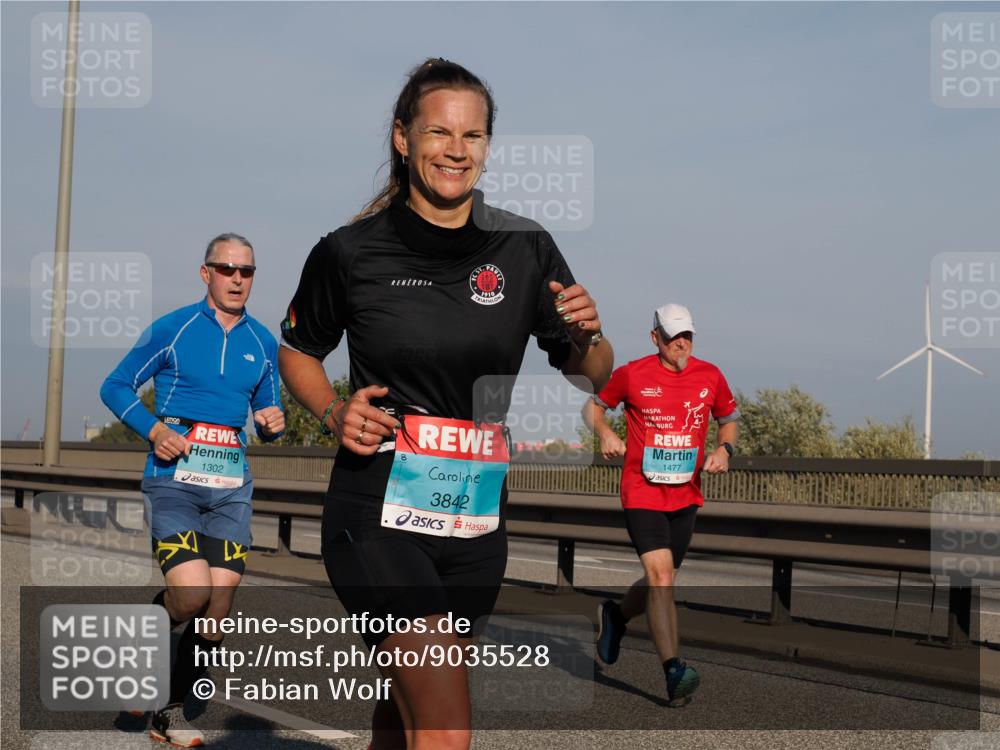 03.10.2025 - Köhlbrandbrückenlauf Fabian Wolf http://msf.ph/oto/9035528 03.10.2025 09:50:04 Position 3 1302, 0161, 3842, 1477 meine-sportfotos.de