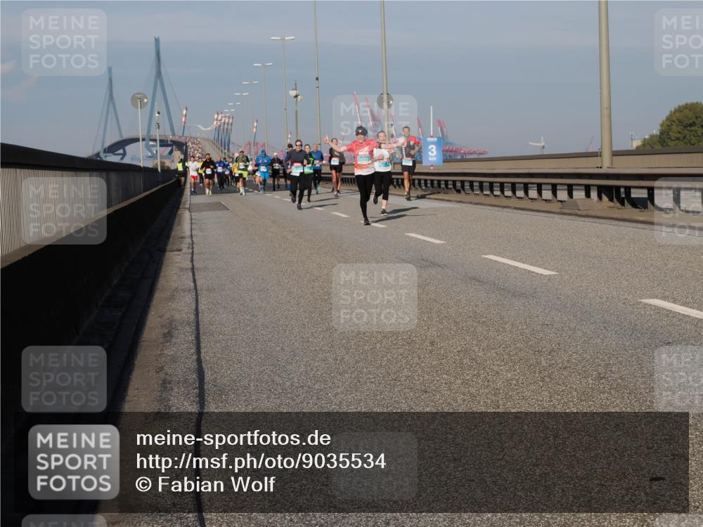 03.10.2025 - Köhlbrandbrückenlauf Fabian Wolf http://msf.ph/oto/9035534 03.10.2025 09:50:08 Position 3 3 meine-sportfotos.de