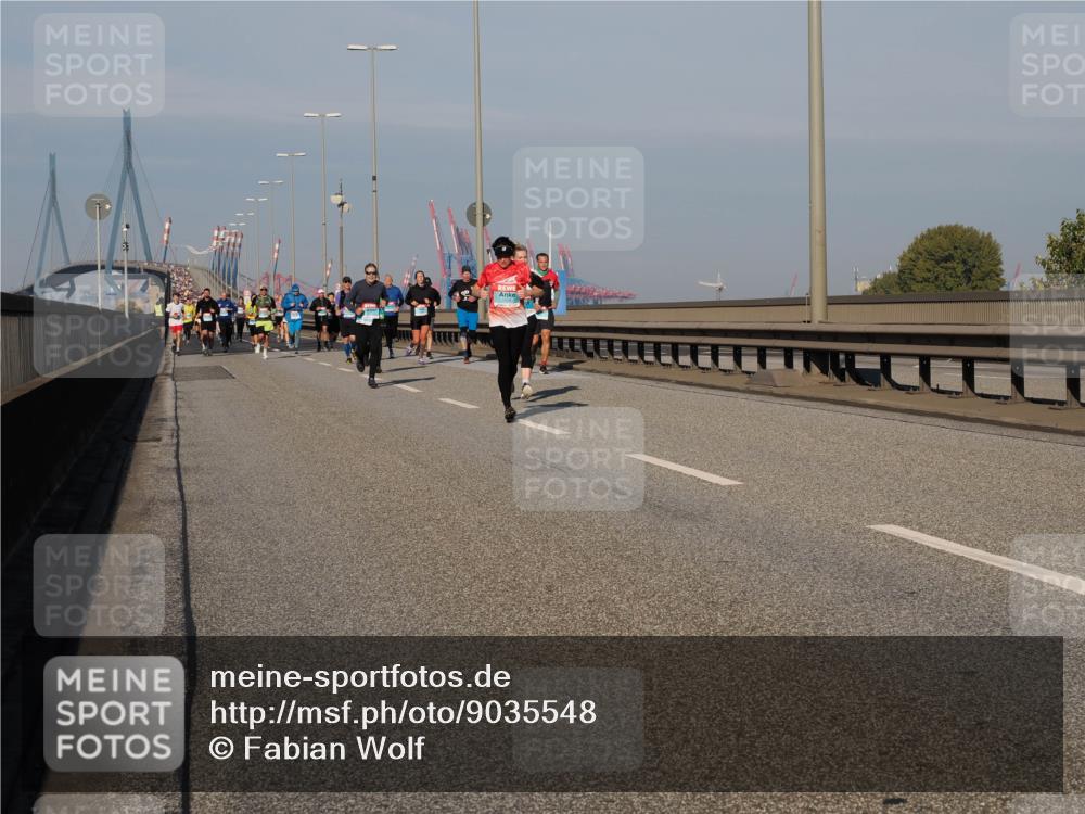 03.10.2025 - Köhlbrandbrückenlauf Fabian Wolf http://msf.ph/oto/9035548 03.10.2025 09:50:09 Position 3  meine-sportfotos.de